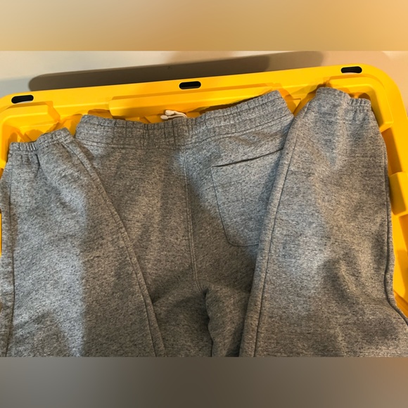 Old navy mens sweatsuit. Hoodie & Sweatpants. Small. Grey heather. Used. - Picture 10 of 10